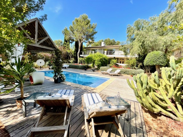 SWOSDM40531 Villa with beautiful outside space in walking distance to the beach in Sol de Mallorca