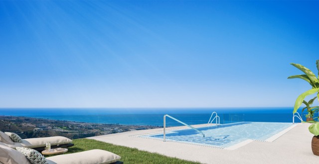 New build luxury apartment with spectacular sea views in Rincon de la Victoria