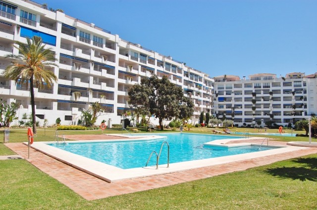 Apartment for Sale - 540.000€ - Puerto Banús, Costa del Sol - Ref: 5373