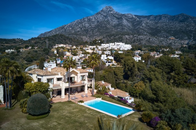 Villa for Sale - 4.900.000€ - Golden Mile, Costa del Sol - Ref: 6071
