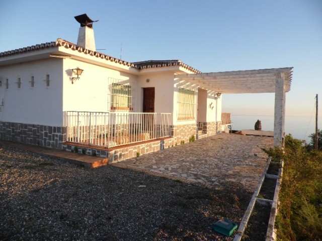 Villa en venta en Almayate Vélez-Málaga, Málaga-1