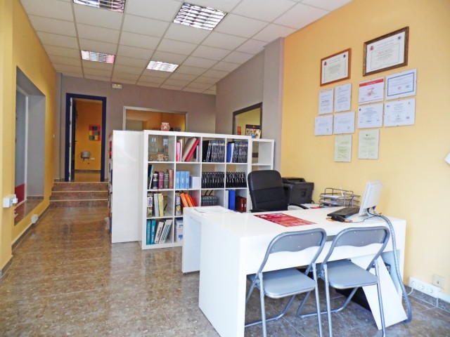 Forretningslokaler til salg i Nerja Málaga-1