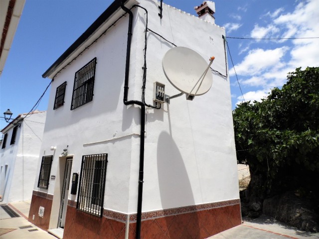 Casa de Pueblo en venta en Periana Málaga-1