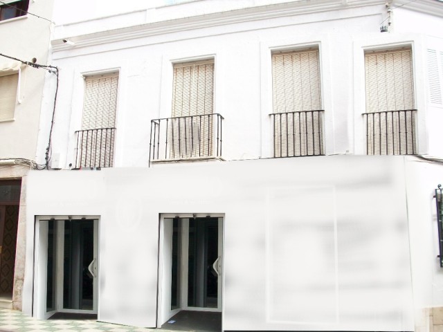 Dorfhaus zum Verkauf in Nerja Málaga-1