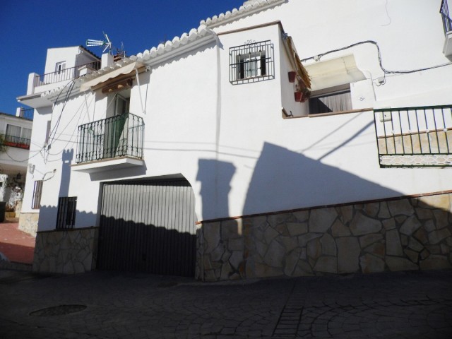 Casa de Pueblo en venta en Viñuela Málaga-1