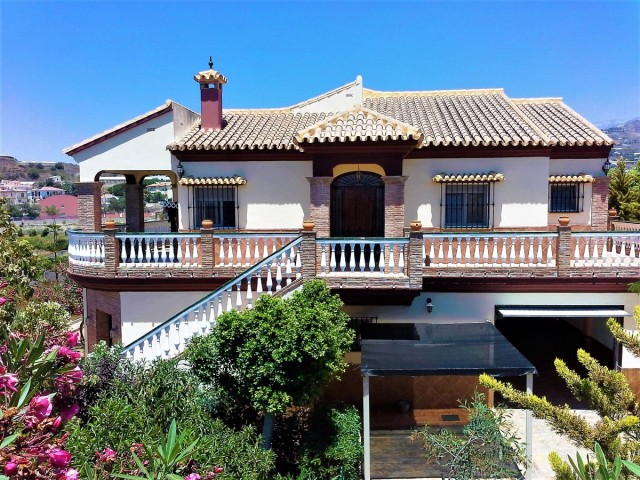 Villa zum Verkauf in Algarrobo Costa Algarrobo, Málaga-1