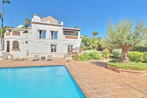 Detached Villa for sale in La Paloma de Manilva, Manilva, Málaga, Spain