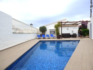 Villa independiente en venta en Burriana, Nerja, Málaga, España