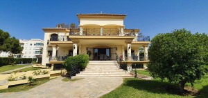 2340 - Villa en alquiler en Costa Bella, Marbella, Málaga, España