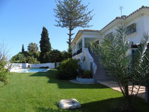 Villa for sale in Guadalmina, Marbella, Málaga, Spain