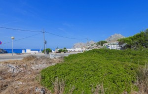 Great plot with building permission and sea views in Cala San Vicente, near Pollensa