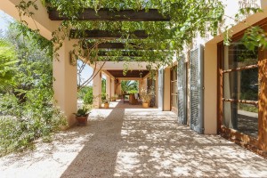 Spectacular stone finca for sale in Campos close to various beautiful beaches