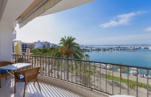 Large, frontline apartment with magnificent views over the marina and bay in Puerto Alcudia