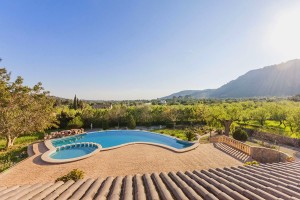 Beautiful villa with pool, garden and a lot of privacy few minutes away from Palma
