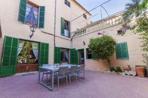 Historical, former town palace with pool for sale in charming Alaró village, completely renovated