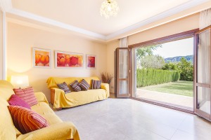 Modern villa with 4 bedrooms and a private pool close to Pollensa Golf