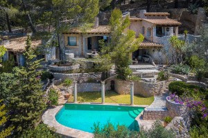 Extraordinary villa designed by artists with spectacular sea views in Formentor