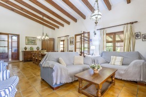 Charming country house with rental license and many traditional features near Pollensa