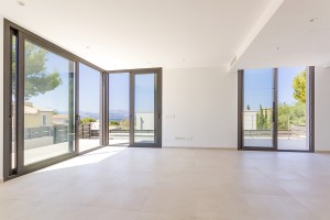Modern villa with pool and views of the sea and mountain in Bonaire, Alcúdia