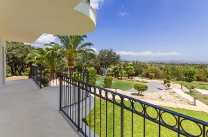 Palatial 7 bedroom home with a pool and fountain on the outskirts of Palma