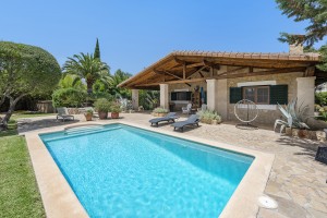 Stunning, 3-bedroom finca-style villa in an exclusive residential area near Pollensa