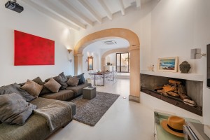 Outstanding town house with pool and plenty of privacy in the heart of Pollensa