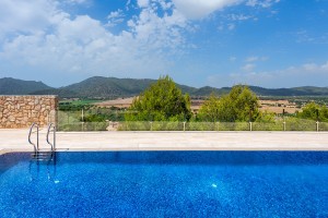 Impressive villa with holiday rental license beside the golf course in Canyamel