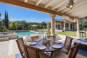 Outstanding country home on a large plot near the golf course in Pollensa