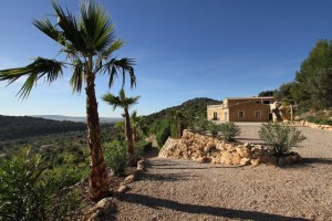 Stunning country home with spectacular panoramic views in Alaró