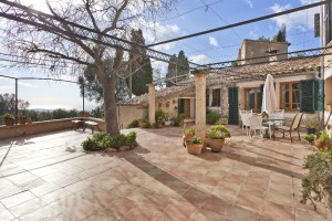 Nice country house for sale in Galilea with sea views