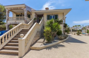 Nice villa for sale in El Toro next to Port Adriano and Nova Santa Ponsa