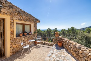 Lovely house for sale in Puigpunyent with nice views