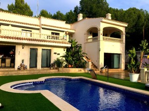 Fantastic villa with much privacy for sale in Costa de la Calma