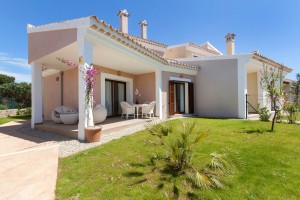 Brand new, village-style development with townhouses in Santa Ponsa next to the Golf