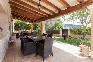 Beautiful country house for sale in Calvia with private pool