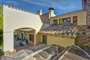 Country finca with beautiful surroundings and privacy in Andratx