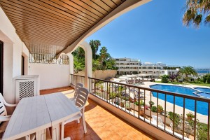Sunny apartment for sale with nice terrace close to the port of Portals Nous