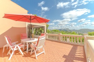 Quiet villa with a beautiful panoramic view in Port Andratx