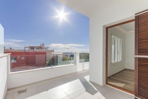 Duplex Apartment with partial sea views located in El Terreno
