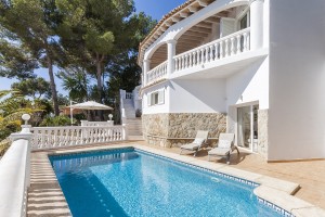 Charming villa with fantastic sea views nestled on the hills of Costa d''en Blanes