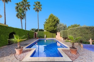 Immaculate finca with pool within walking distance to Port Andratx