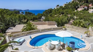 Sea view villa with possibility of extension in Costa de la Calma