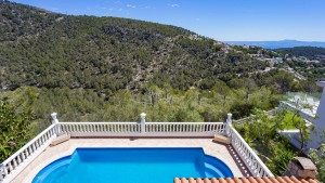 Mediterranean-style 4 bedroom villa with pool and amazing views in Costa d´en Blanes