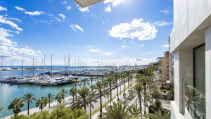 Luxury seafront apartment overlooking Palma´s famous Paseo Marítimo