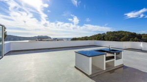 Exclusive penthouse apartment with a spacious roof terrace in Costa de la Calma