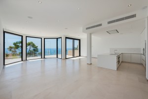 Brand new villa with direct access to the sea in an exclusive area of Cas Català