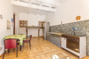 Traditional town house with original features in the centre of Sa Pobla