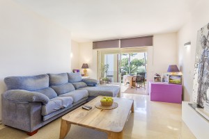 Luxury 3 bedroom apartment with community pool in Santa Ponsa