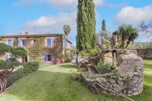 Delightful country home with guest house in a peaceful location near Pollensa