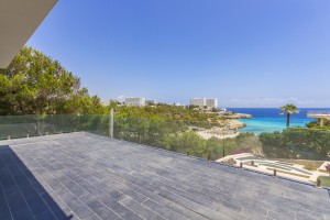 Ultra-modern villa with glass elevator, beach access and pool in Cala Domingos, Manacor